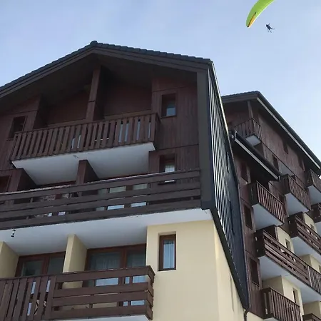 4 Pers A Vallandry, Terrasse Et Aux Pieds - Fr-1-411-1023 * Landry