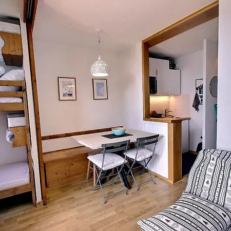 4 Pers A Vallandry, Terrasse Et Aux Pieds - Fr-1-411-1023 *
